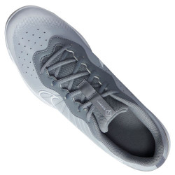 NIKE Alpha Huarache Varsity 4 Low Metal GRAU