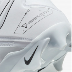 Crampons NIKE ALPHA MENACE PRO 3 Mid Blanche
